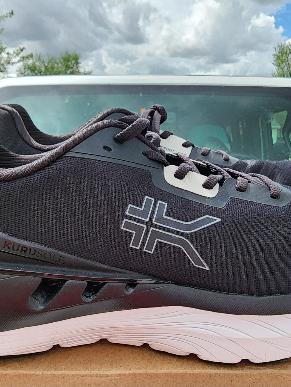 KURU Triple MAX Ion Black With White Accents Mens Athletic Shoe! Support!